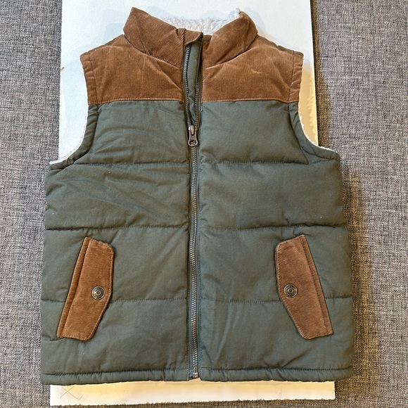 Gymboree Other - Gymboree Sherpa Lined Zip Up Vest